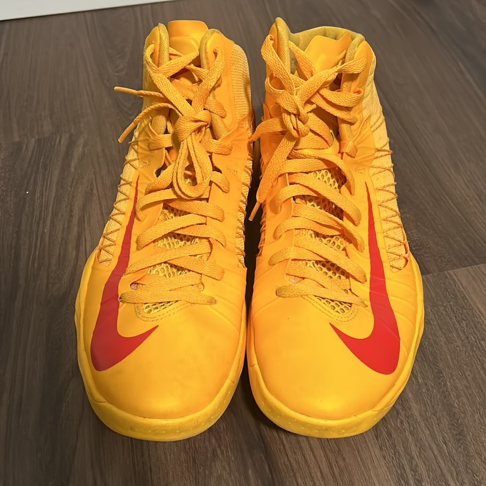 Men’s Hyperdunk 2012